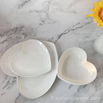 Service de couverts en porcelaine blanche en forme de cœur